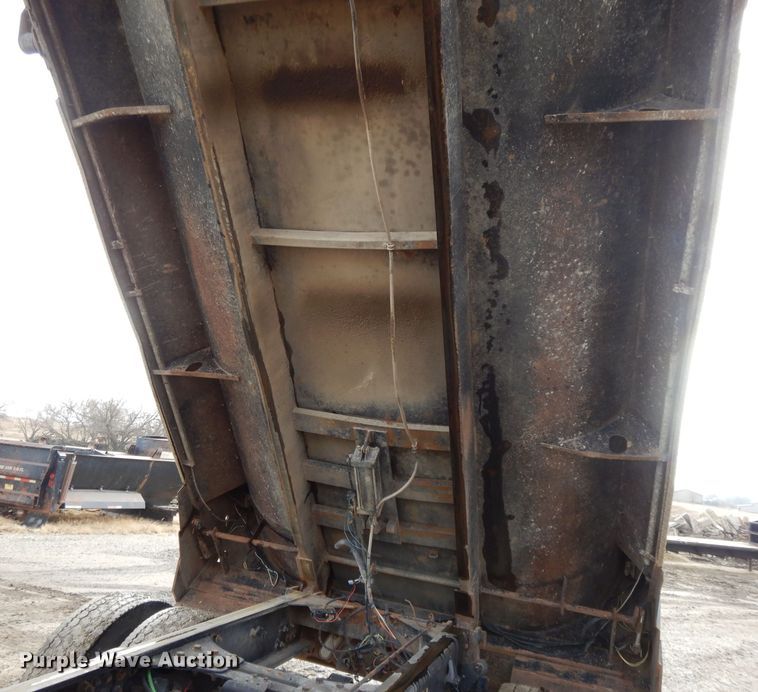 image for item DL2620 2007 Freightliner Business Class M2  dump truck