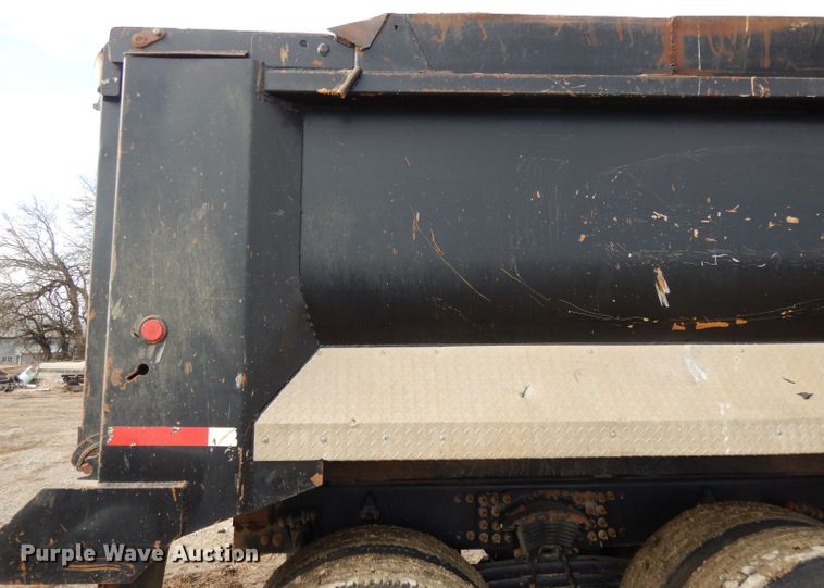 image for item DL2620 2007 Freightliner Business Class M2  dump truck