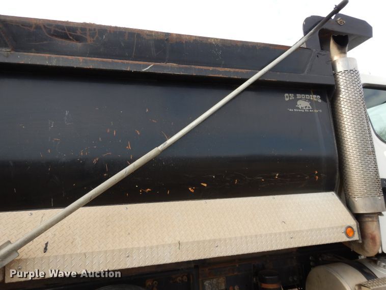 image for item DL2620 2007 Freightliner Business Class M2  dump truck