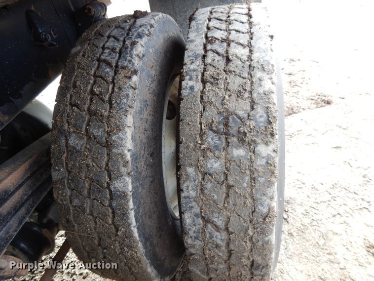 image for item DL2620 2007 Freightliner Business Class M2  dump truck