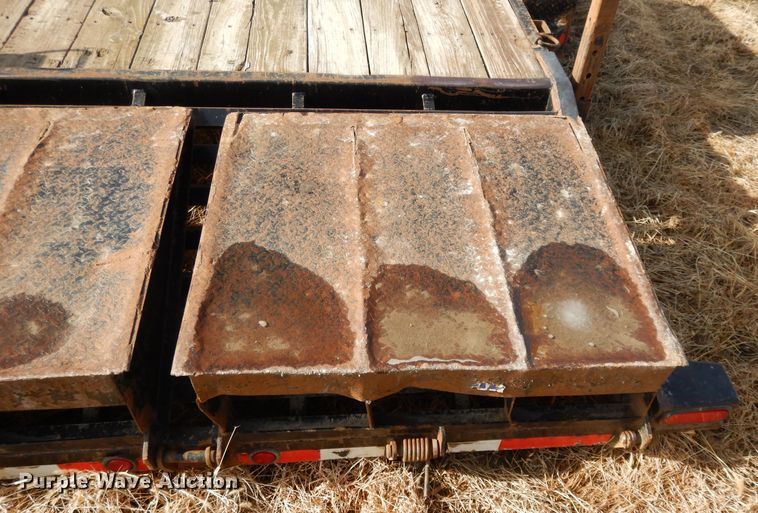 image for item DL2621 2015 Load Trail equipment trailer