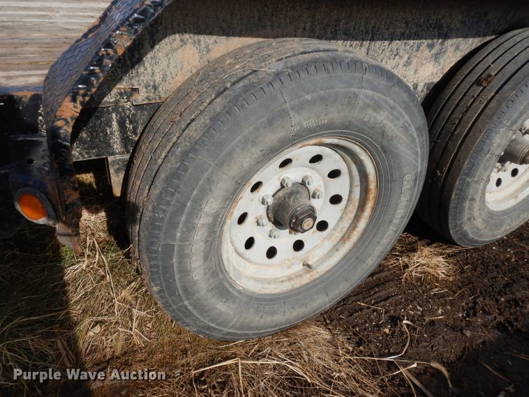 image for item DL2621 2015 Load Trail equipment trailer