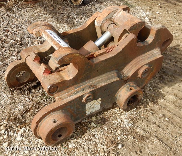 image for item DL2625 Excavator quick coupler