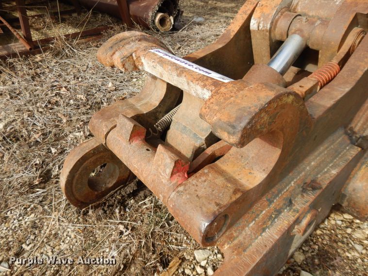 image for item DL2625 Excavator quick coupler