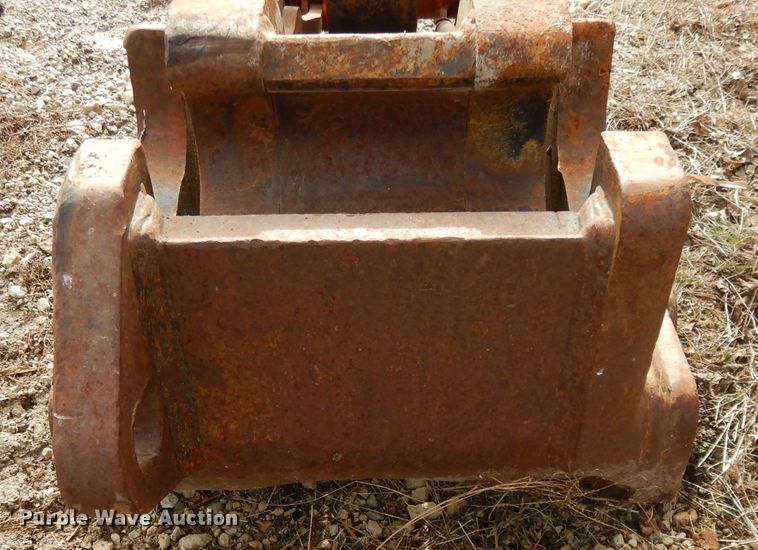 image for item DL2625 Excavator quick coupler