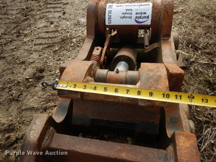 image for item DL2625 Excavator quick coupler