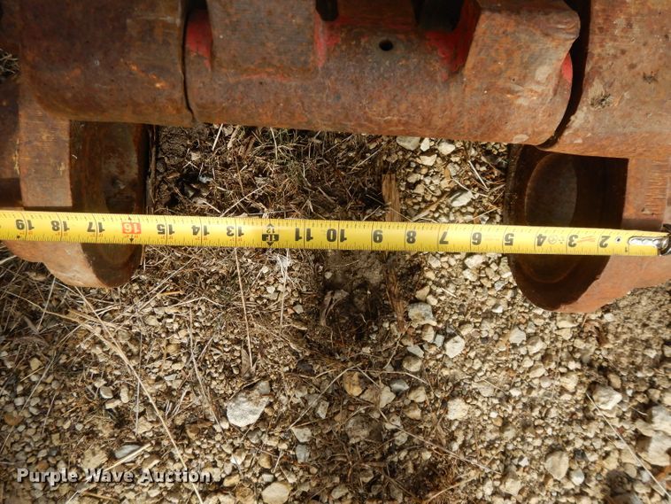 image for item DL2625 Excavator quick coupler