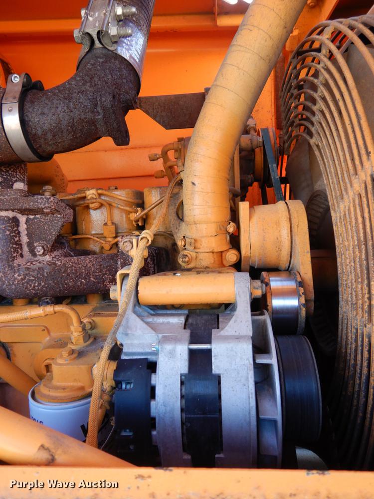 image for item EF9683 1998 Hyundai HL740-3  wheel loader