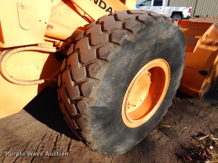image for item EF9683 1998 Hyundai HL740-3  wheel loader