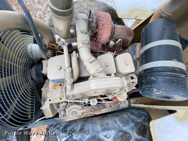 image for item EL9690 1993 Ingersoll Rand SD100D Pro Pac  single drum vibratory roller