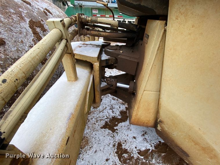 image for item EL9690 1993 Ingersoll Rand SD100D Pro Pac  single drum vibratory roller