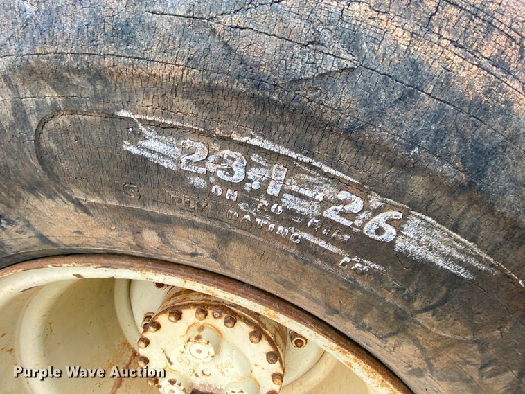 image for item EL9690 1993 Ingersoll Rand SD100D Pro Pac  single drum vibratory roller