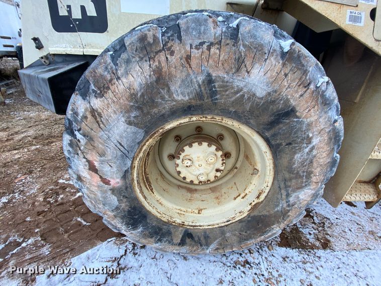 image for item EL9690 1993 Ingersoll Rand SD100D Pro Pac  single drum vibratory roller