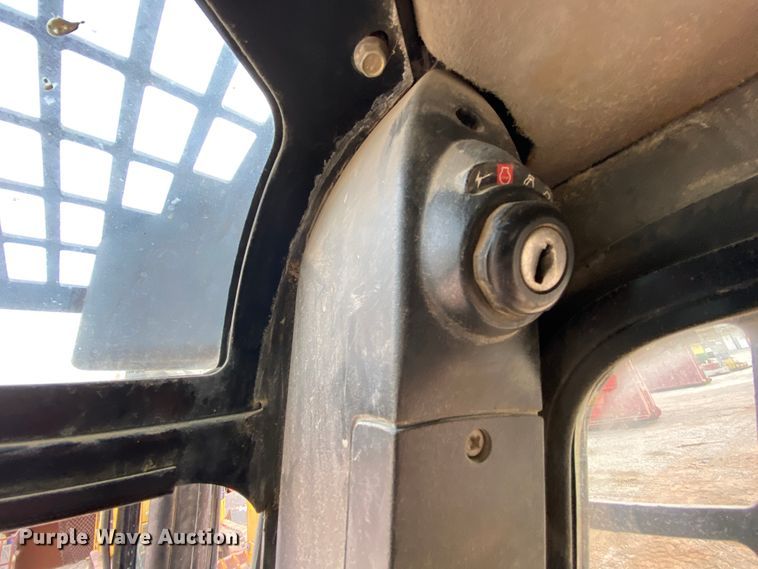 image for item EL9724 2009 Case 450  skid steer loader