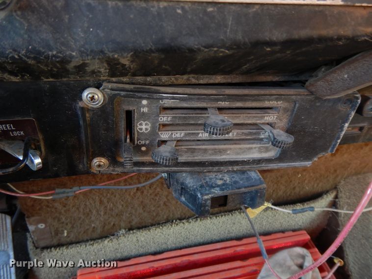 image for item GK9656 1987 International  dump truck