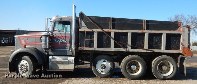 image for item GK9690 1982 Kenworth W900  dump truck