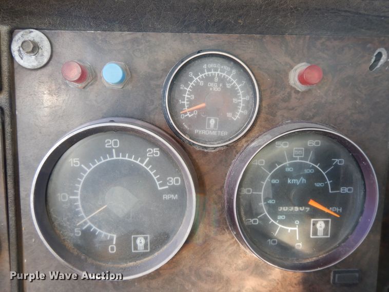 image for item GK9690 1982 Kenworth W900  dump truck