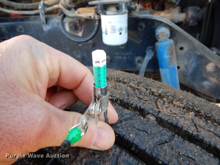 image for item GK9690 1982 Kenworth W900  dump truck