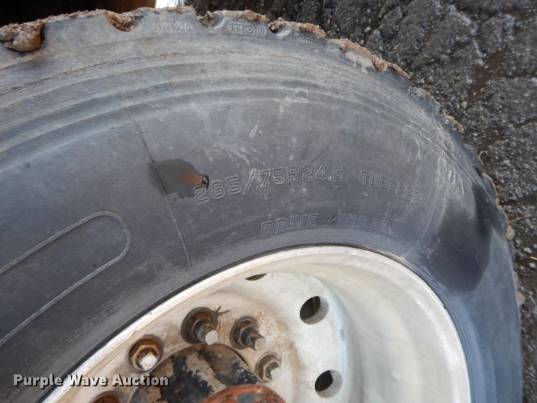 image for item GK9690 1982 Kenworth W900  dump truck