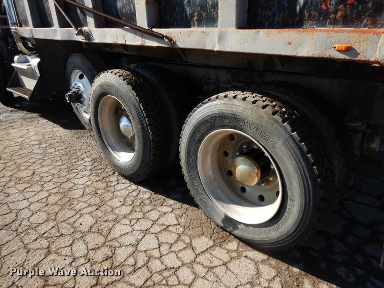 image for item GK9690 1982 Kenworth W900  dump truck