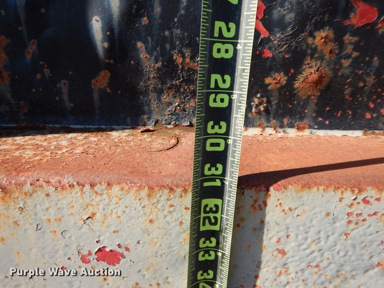 image for item GK9690 1982 Kenworth W900  dump truck