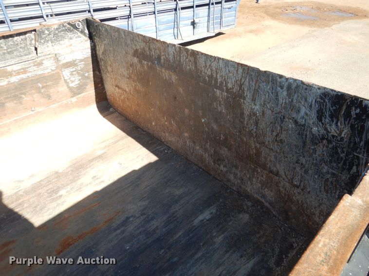 image for item HC9142 2008 Kenworth T300  dump truck