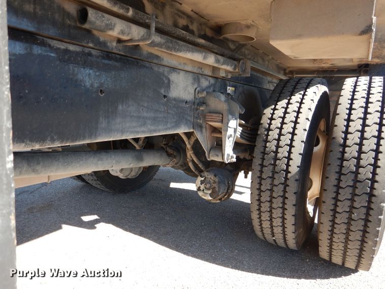 image for item HC9142 2008 Kenworth T300  dump truck