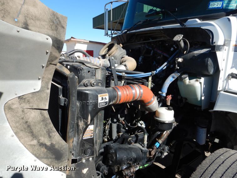 image for item HC9142 2008 Kenworth T300  dump truck