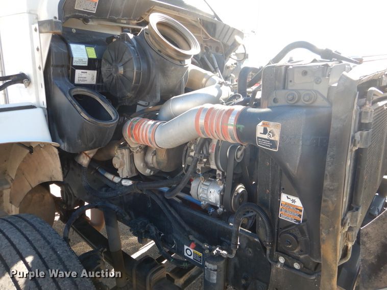 image for item HC9142 2008 Kenworth T300  dump truck