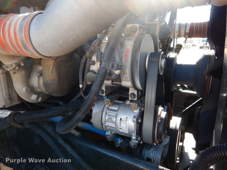 image for item HC9142 2008 Kenworth T300  dump truck