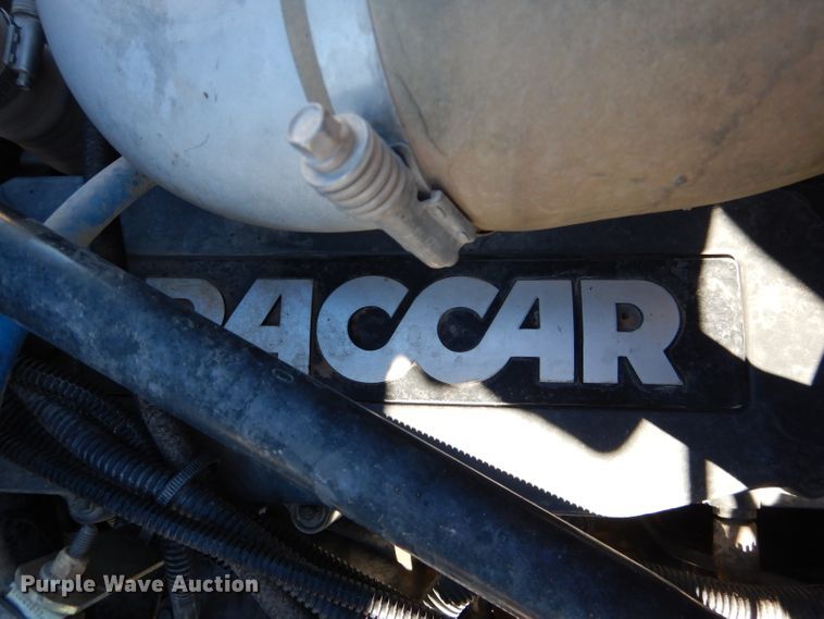 image for item HC9142 2008 Kenworth T300  dump truck