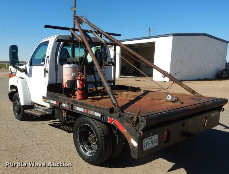 image for item HC9143 2006 Chevrolet C4500  winch truck