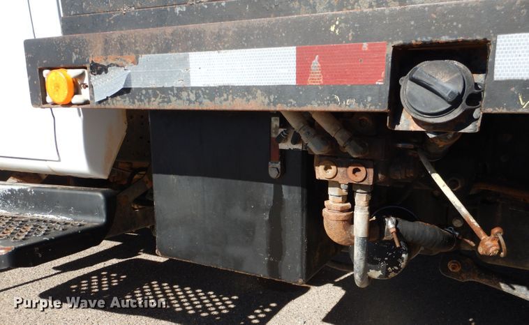 image for item HC9143 2006 Chevrolet C4500  winch truck