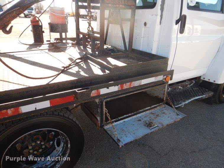 image for item HC9143 2006 Chevrolet C4500  winch truck