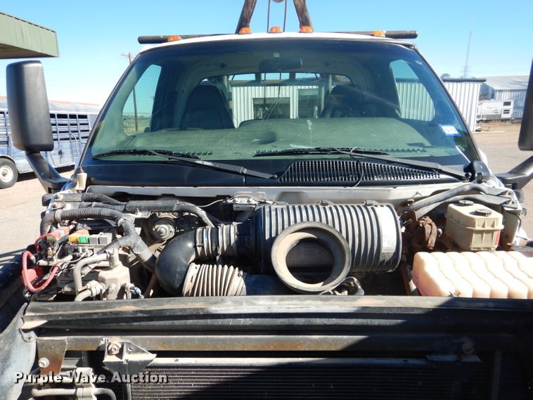 image for item HC9143 2006 Chevrolet C4500  winch truck