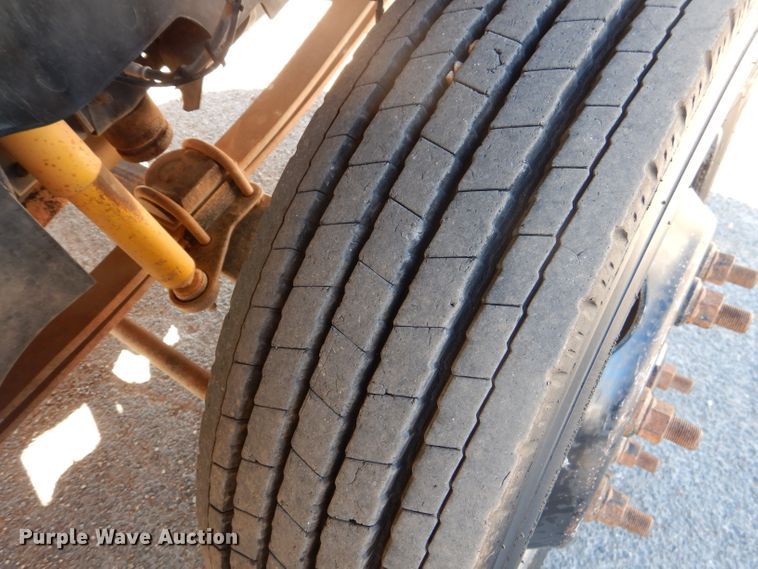 image for item HC9143 2006 Chevrolet C4500  winch truck