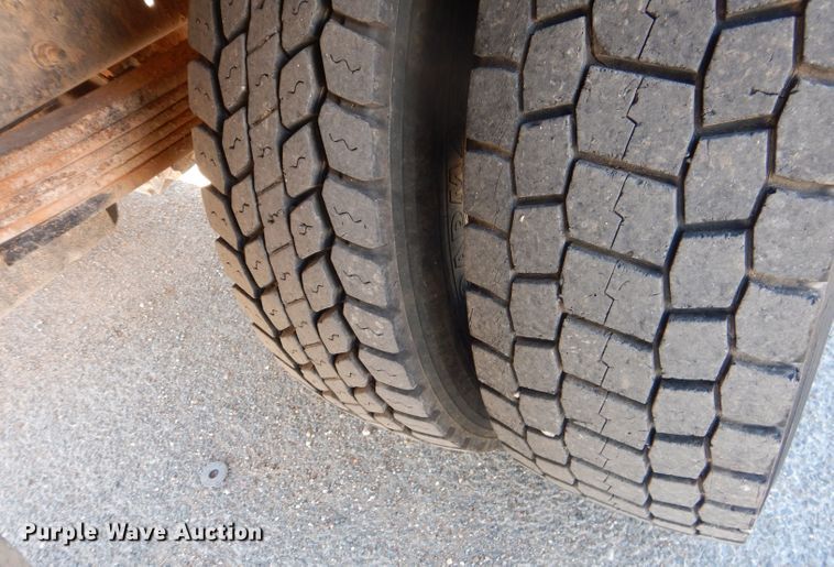 image for item HC9143 2006 Chevrolet C4500  winch truck