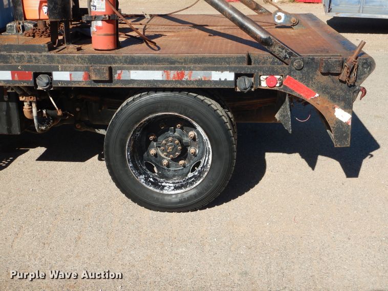 image for item HC9143 2006 Chevrolet C4500  winch truck