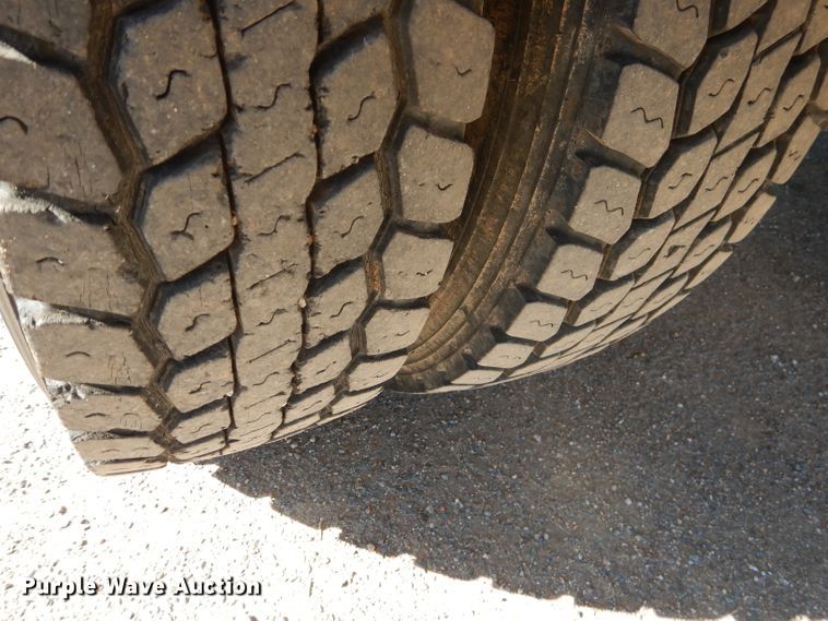 image for item HC9143 2006 Chevrolet C4500  winch truck