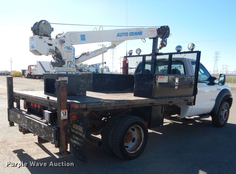 image for item HC9144 2007 Ford F550  flatbed truck with crane