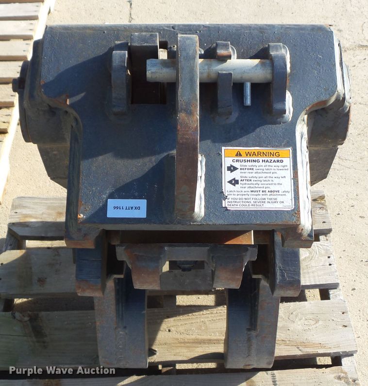 image for item HF9790 Central Fabricators TXC-225 quick coupler