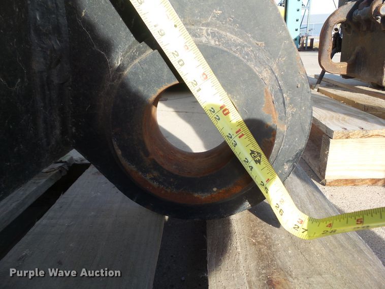 image for item HF9790 Central Fabricators TXC-225 quick coupler