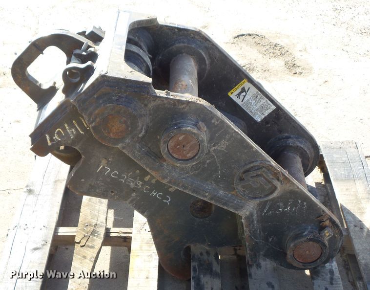 image for item HF9791 Central Fabricators TXC-255 quick coupler