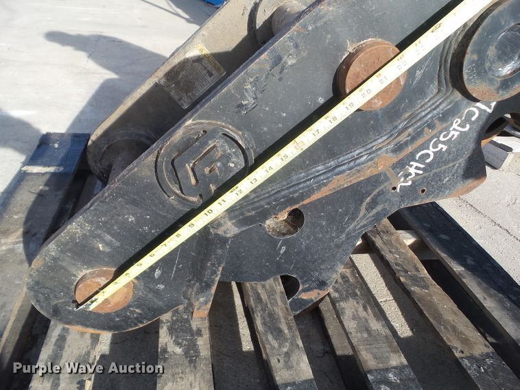 image for item HF9791 Central Fabricators TXC-255 quick coupler