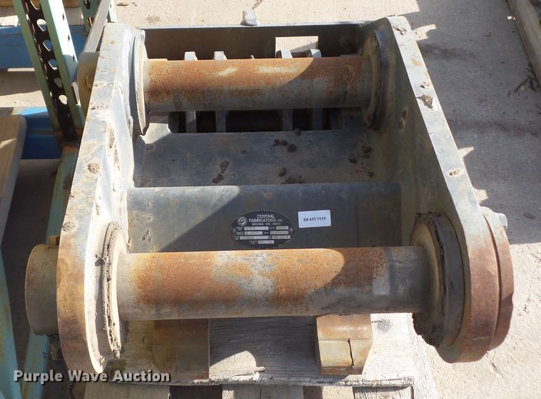 image for item HF9792 Central Fabricators JD290G quick coupler