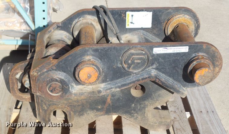 image for item HF9793 Central Fabricators TXC-225 quick coupler