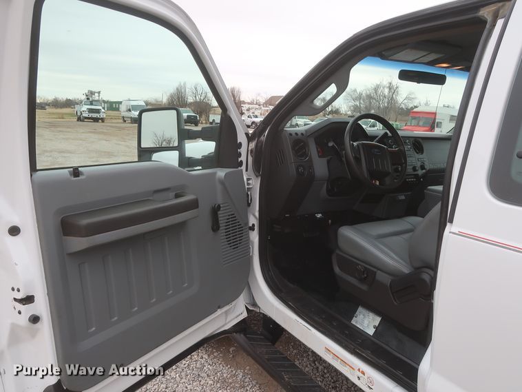 image for item HK9637 2011 Ford F550  SuperCab flatbed treater truck