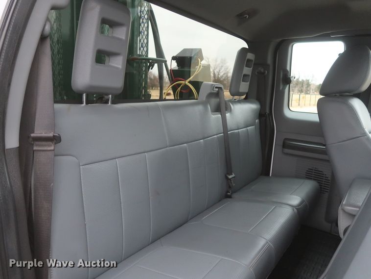 image for item HK9637 2011 Ford F550  SuperCab flatbed treater truck