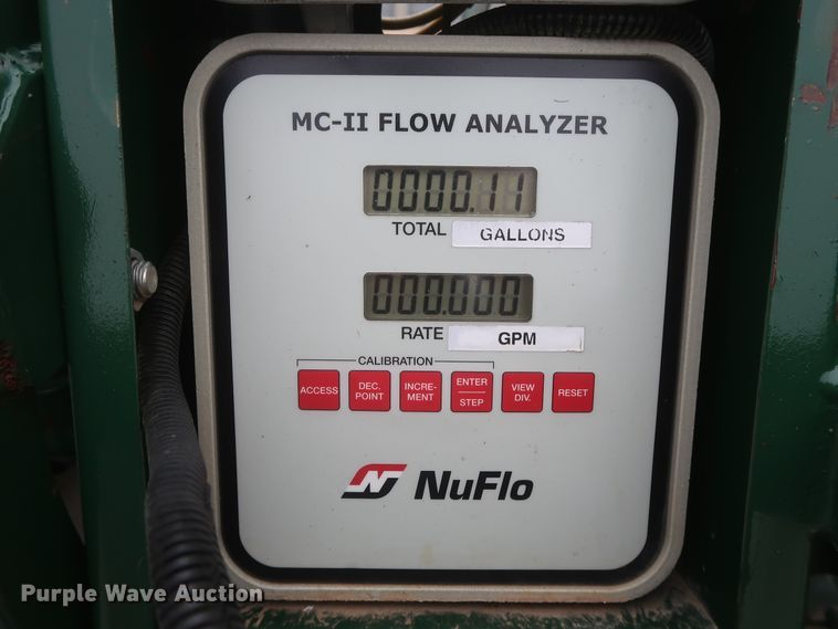 image for item HK9637 2011 Ford F550  SuperCab flatbed treater truck