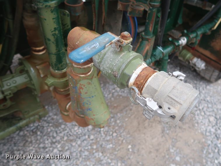 image for item HK9637 2011 Ford F550  SuperCab flatbed treater truck